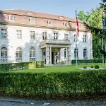 Altenburg 3*