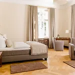 Hotel Altenburg