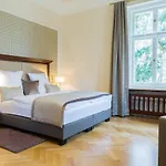 Hotel Altenburg