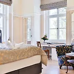 Altenburg 3*