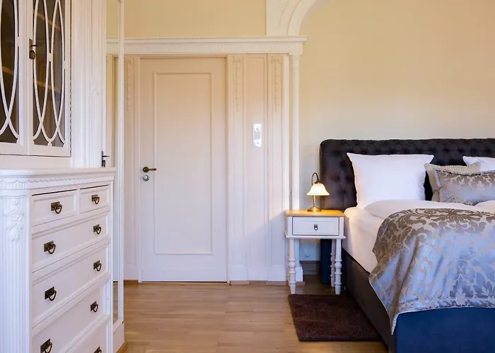 Altenburg 호텔 Pößneck