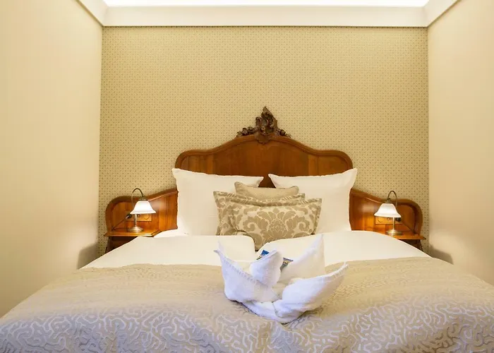 Altenburg 酒店 Pößneck